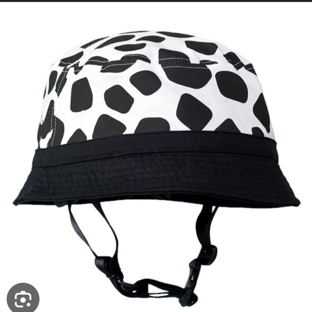 NEW🆕️Helmet Cover Hat  'ROCKI NOGGINS' Stylish & Fun Helmet Cover.🎄Great Gift